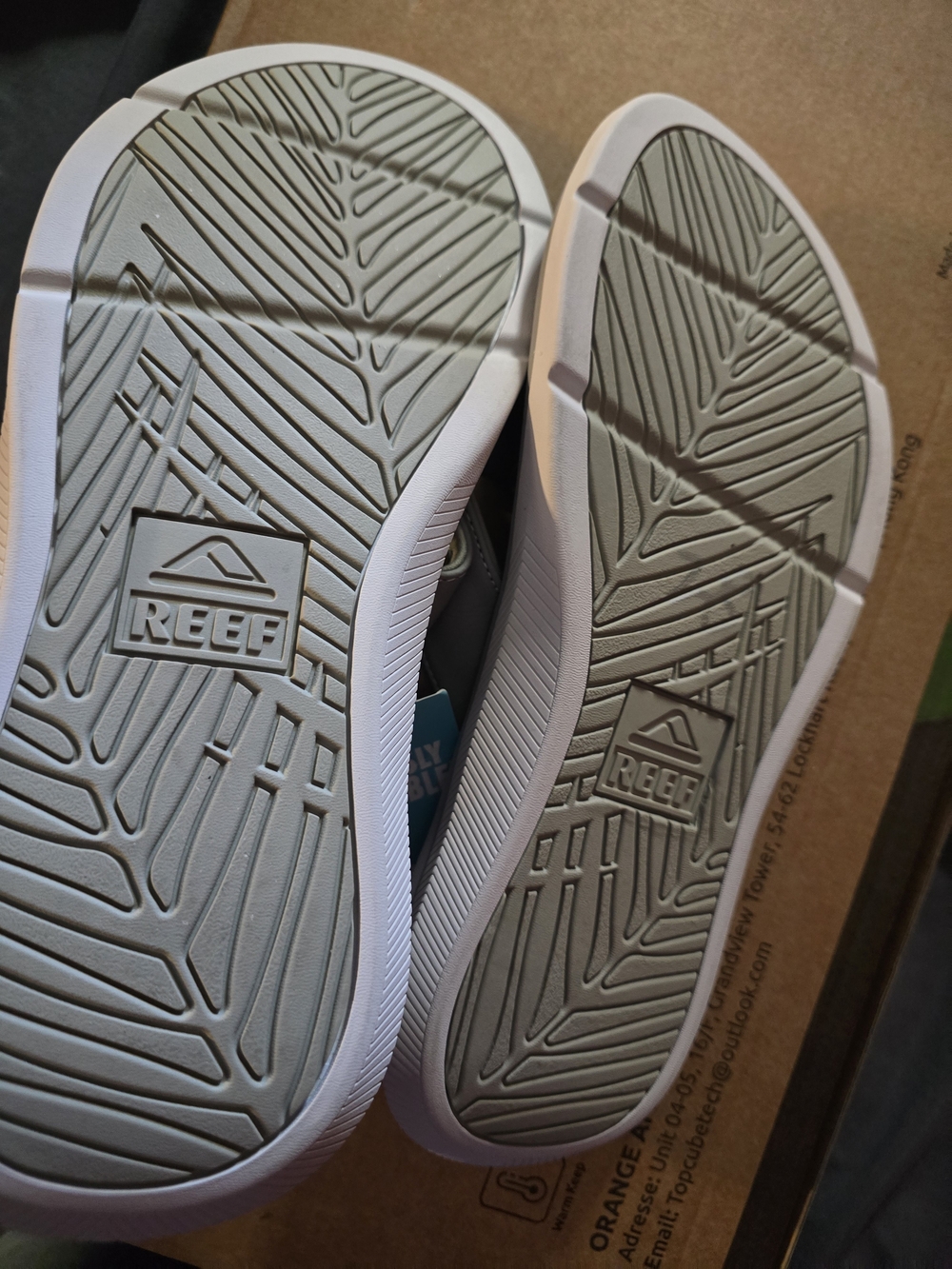Reef Mens Grey and White Slip-On Sandals